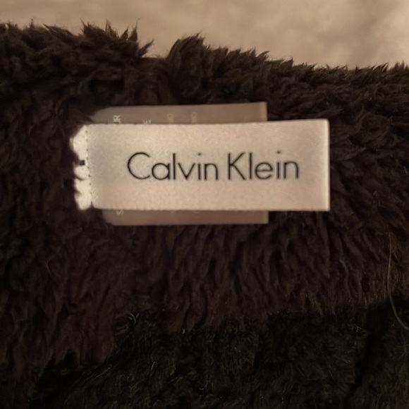 Calvin Klein Cableknit beanie‎ - Picture 3 of 5